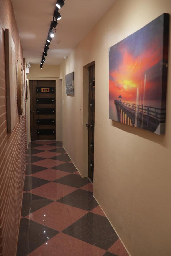Cerca Hotel Balabag  Exterior foto